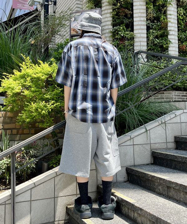 こたろうさんの「BEAMS WOMEN｜【別注】NULL TOKYO / SWEAT W-KNEE SHORTS」を使ったコーディネート