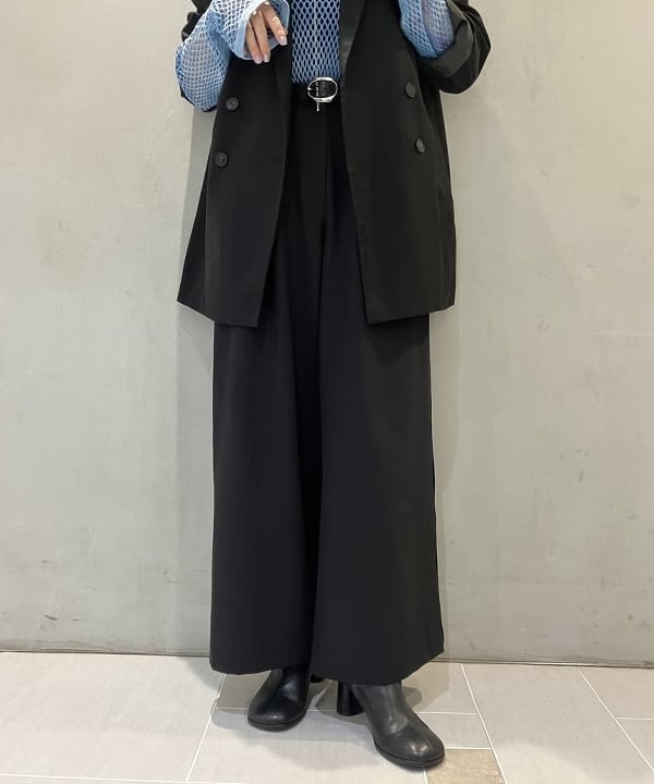 CHIHIROさんの「BEAMS WOMEN｜ポプリン 2タックパンツ」を使ったコーディネート