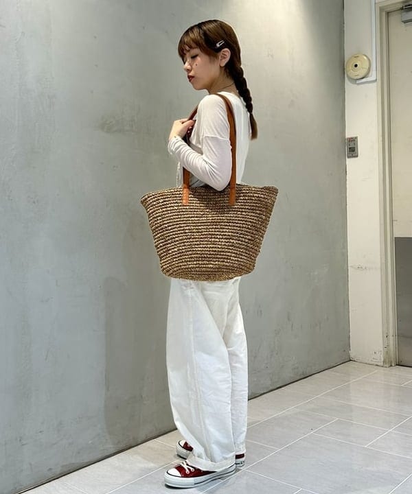 ナツハさんの「BEAMS WOMEN｜CONVERSE / SUEDE ALL STAR J OX」を使ったコーディネート