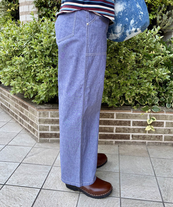 サイトウ　トモミさんの「BEAMS WOMEN｜ボーイ ベーシック Tシャツ」を使ったコーディネート