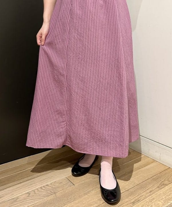 早川 萌子さんの「BEAMS WOMEN｜ストライプ フレンチパフ スリーブ ワンピース」を使ったコーディネート