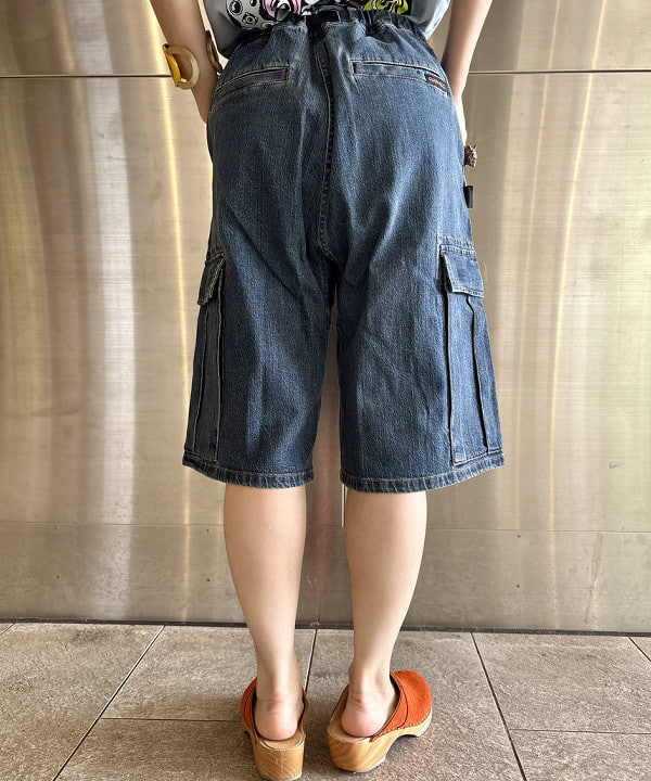 みりさんの「＜WOMEN＞FUJI ROCK FESTIVAL'25 / ALMOST FREE SERVICE SEEING SOUNDS T-SHIRT」を使ったコーディネート