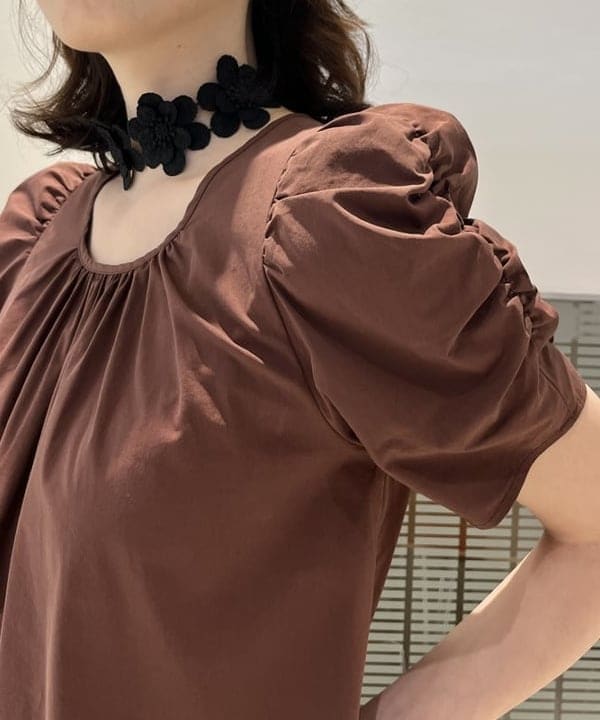 神坂 莉子さんの「BEAMS WOMEN｜MOHI / スタッズ シューズ」を使ったコーディネート