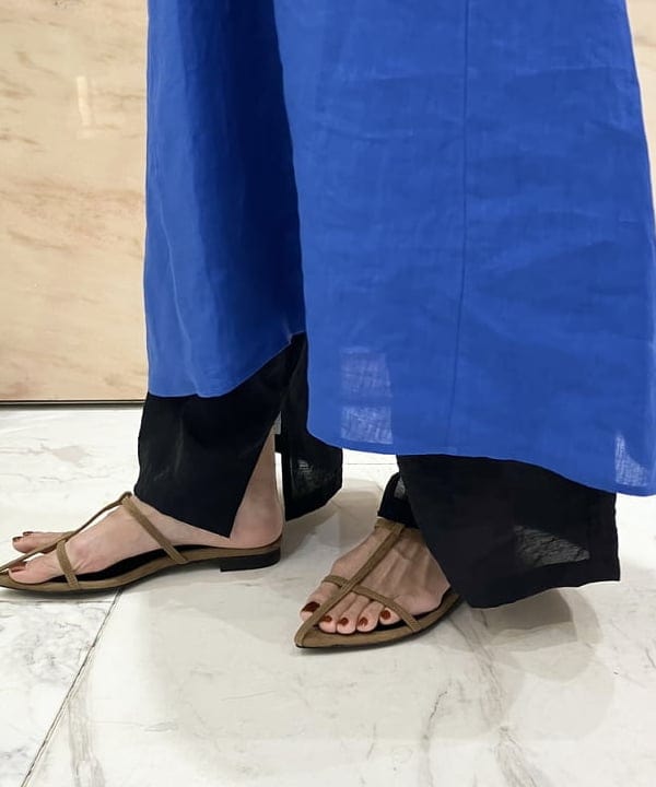 茂野 真楓さんの「BEAMS WOMEN｜TICCA / リネン バルーンスリーブ ワンピース」を使ったコーディネート