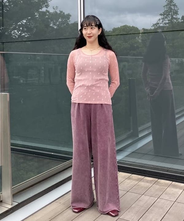 マツド ユメカさんの「BEAMS WOMEN｜フロッキー プリント シアー ラウンドネック トップス」を使ったコーディネート
