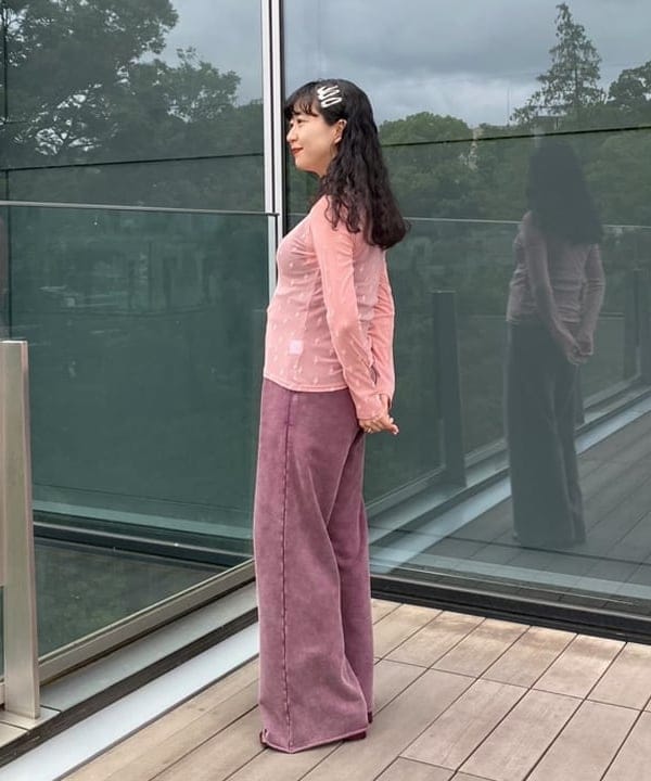 マツド ユメカさんの「BEAMS WOMEN｜フロッキー プリント シアー ラウンドネック トップス」を使ったコーディネート