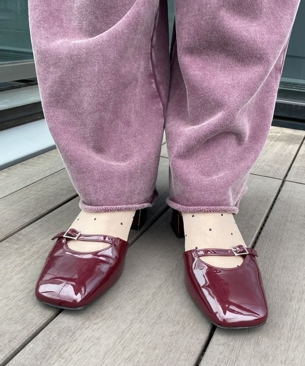 マツド ユメカさんの「BEAMS WOMEN｜フロッキー プリント シアー ラウンドネック トップス」を使ったコーディネート