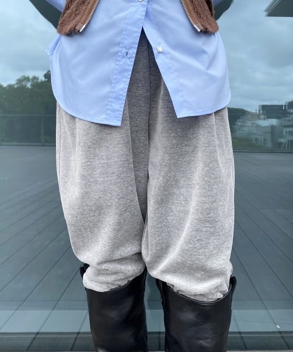 マツド ユメカさんの「BEAMS WOMEN｜Ｗカラー レイヤード シャツ」を使ったコーディネート