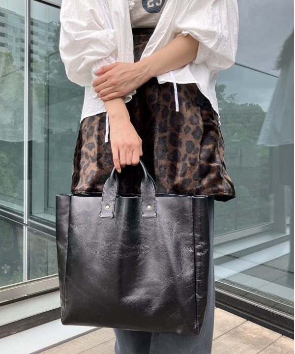 おのすさんの「BEAMS WOMEN｜【別注】Champion / バックプリント リバースウィーブ(R) スウェット パンツ」を使ったコーディネート