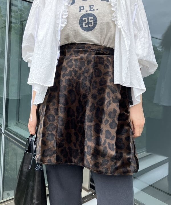 おのすさんの「BEAMS WOMEN｜【別注】Champion / バックプリント リバースウィーブ(R) スウェット パンツ」を使ったコーディネート