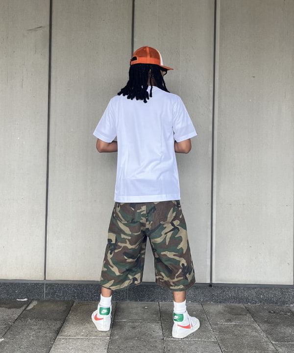 NADEL ナデールさんの「BEAMS WOMEN｜【別注】LACOSTE / バッジ カノコ Tシャツ」を使ったコーディネート