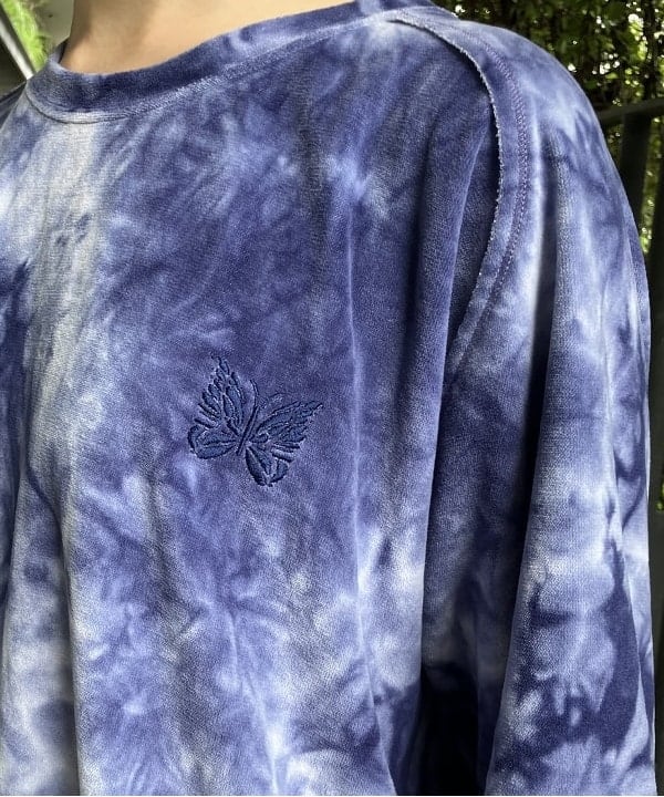 にしだてさんの「BEAMS WOMEN｜【別注】NEEDLES / ベロア Uネック Tシャツ」を使ったコーディネート