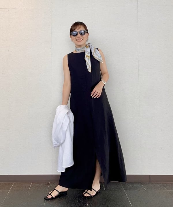 住吉　明佳さんの「BEAMS WOMEN｜ポインテッド ヌードサンダル .M」を使ったコーディネート