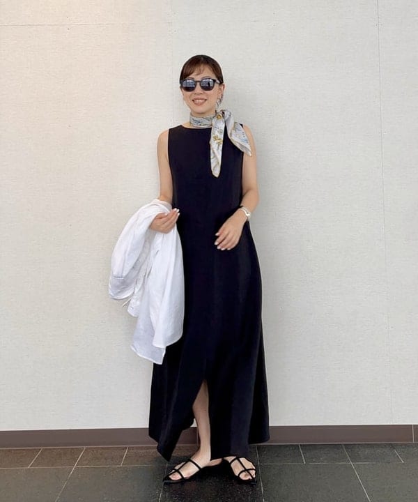 住吉　明佳さんの「BEAMS WOMEN｜ポインテッド ヌードサンダル .M」を使ったコーディネート