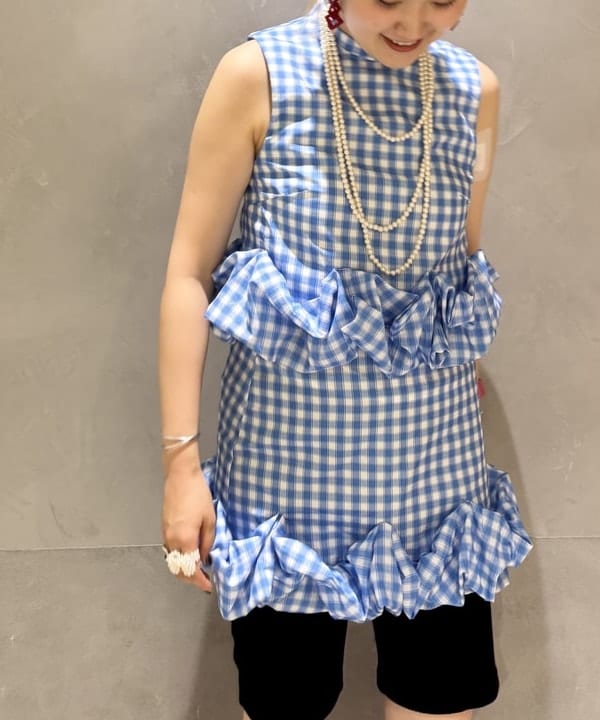 マツモト アカネさんの「BEAMS WOMEN｜blicenscell / sequin buscket バッグ」を使ったコーディネート