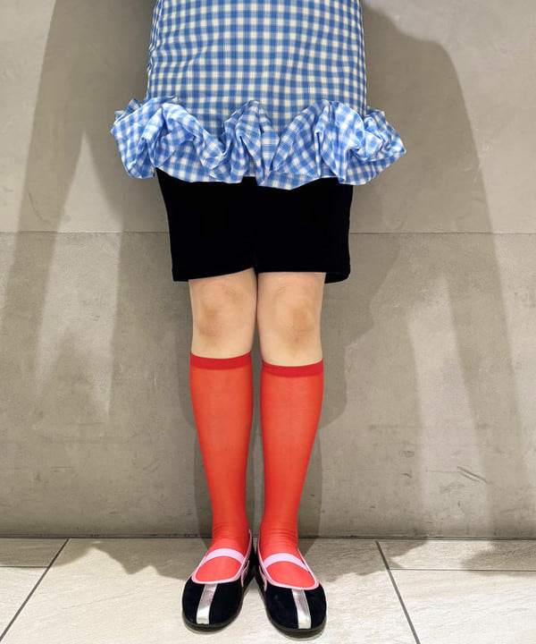 マツモト アカネさんの「BEAMS WOMEN｜blicenscell / sequin buscket バッグ」を使ったコーディネート