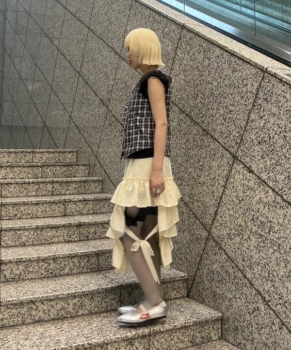 あさひさんの「BEAMS WOMEN｜チュール レイヤー ラッフルスリーブ Tシャツ」を使ったコーディネート