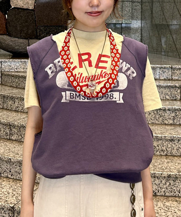 小原 もこさんの「BEAMS WOMEN｜ARROW NOVELTY / コンチョ ベルト 22FW」を使ったコーディネート