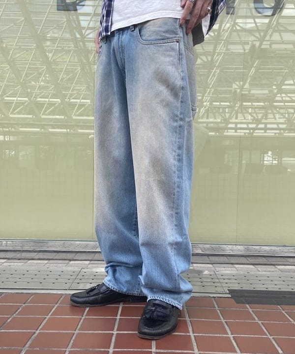 Lazzyさんの「ワイドストレート デニムパンツ」を使ったコーディネート