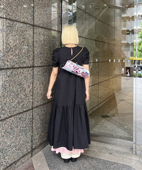 あさひさんの「BEAMS WOMEN｜■ギャザー パフスリーブ ワンピース」を使ったコーディネート