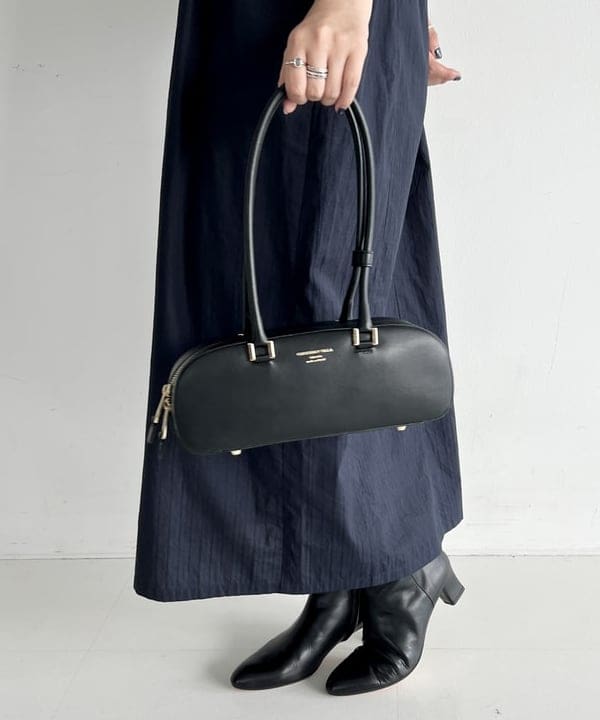 中丸　栞さんの「BEAMS WOMEN｜ne Quittez pas / ポプリン タック ロングスリーブ ワンピース」を使ったコーディネート