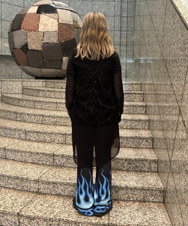 YABUさんの「BEAMS WOMEN｜【別注】PENNEY'S / イージー Fire パンツ」を使ったコーディネート