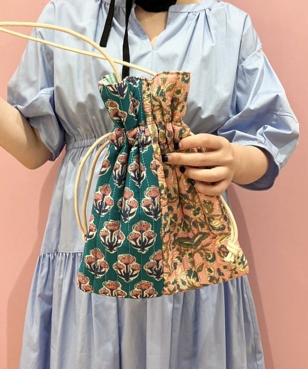 晶さんの「BEAMS WOMEN｜ランタン スリーブ ギャザー ワンピース」を使ったコーディネート