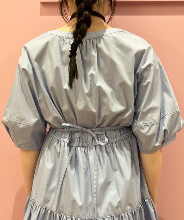 晶さんの「BEAMS WOMEN｜ランタン スリーブ ギャザー ワンピース」を使ったコーディネート