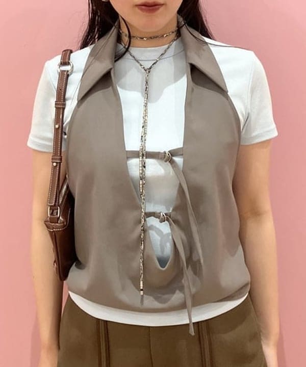 晶さんの「BEAMS WOMEN｜RBS / ホルターネック ジレ」を使ったコーディネート