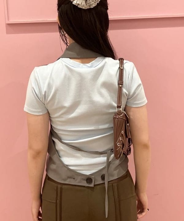 晶さんの「BEAMS WOMEN｜RBS / ホルターネック ジレ」を使ったコーディネート