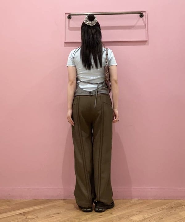 晶さんの「BEAMS WOMEN｜RBS / ホルターネック ジレ」を使ったコーディネート