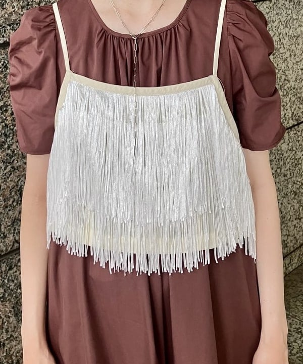 森本 理絵さんの「BEAMS WOMEN｜■ギャザー パフスリーブ ワンピース」を使ったコーディネート