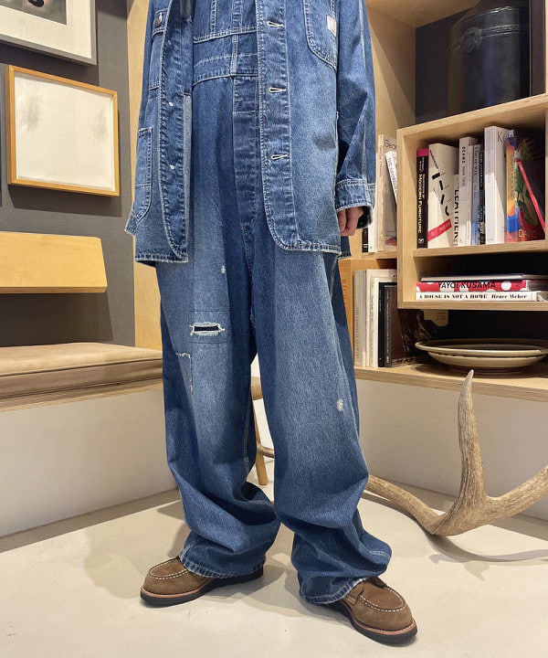 津藤 理佐子さんの「BEAMS WOMEN｜【別注】BIGMAC / フェイド カバーオール」を使ったコーディネート