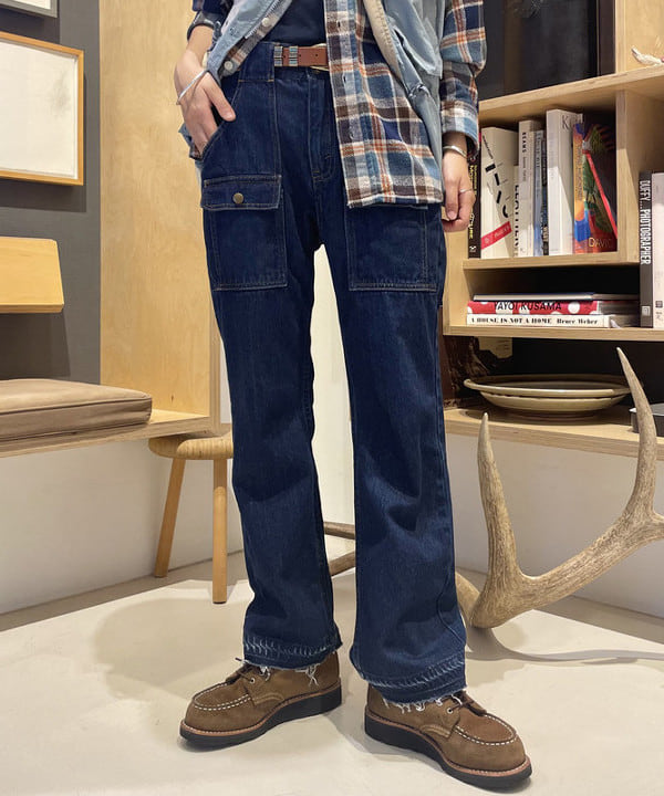 津藤 理佐子さんの「BEAMS WOMEN｜マウンテン パーカー ベスト」を使ったコーディネート