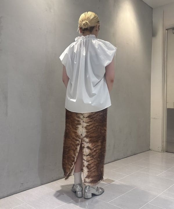 大石彩可さんの「BEAMS WOMEN｜ボウタイ フレンチ パフスリーブ ブラウス」を使ったコーディネート