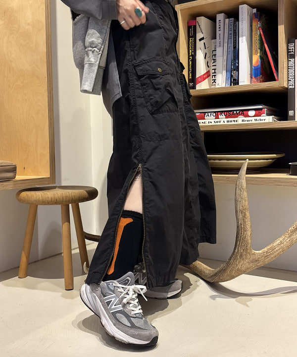 吉野 多恵さんの「BEAMS WOMEN｜ロゴ フットボール ロングスリーブ Tシャツ」を使ったコーディネート