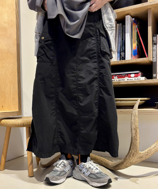 吉野 多恵さんの「BEAMS WOMEN｜ロゴ フットボール ロングスリーブ Tシャツ」を使ったコーディネート