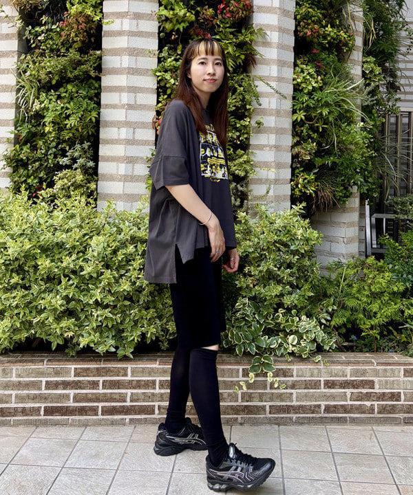 はやしあかねさんの「BEAMS WOMEN｜ロング リブ ハイソックス」を使ったコーディネート