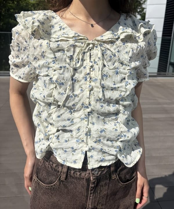 佐々木 南美さんの「BEAMS WOMEN｜オーバーダイ デニム パンツ」を使ったコーディネート