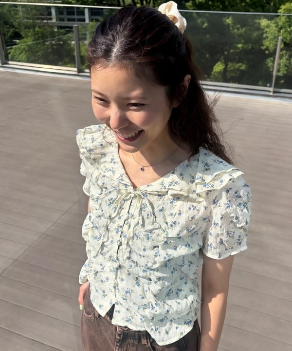 佐々木 南美さんの「BEAMS WOMEN｜オーバーダイ デニム パンツ」を使ったコーディネート