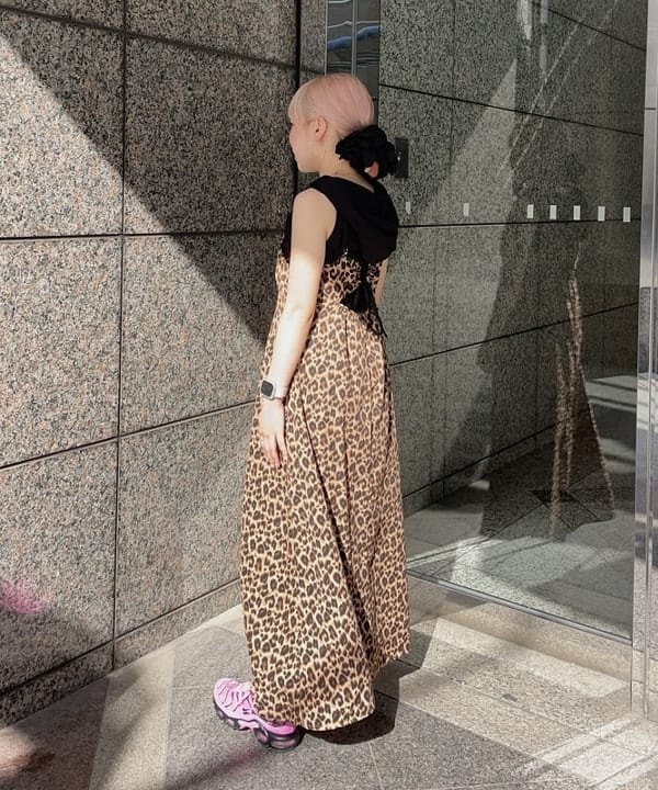 まゆちゃんさんの「BEAMS WOMEN｜プリント キャミ ワンピース」を使ったコーディネート