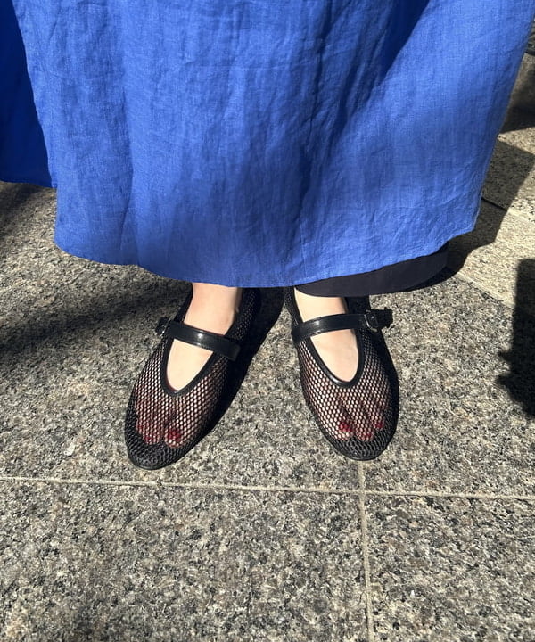 大槻 まひろさんの「BEAMS WOMEN｜TICCA / リネン バルーンスリーブ ワンピース」を使ったコーディネート