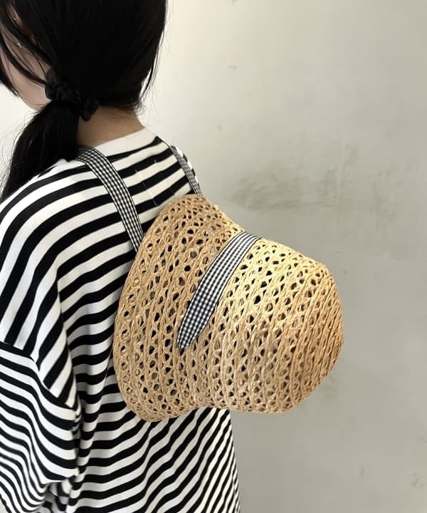 須賀さんの「BEAMS WOMEN｜【別注】TORI-TO / バイアス フリル BIG Tシャツ」を使ったコーディネート