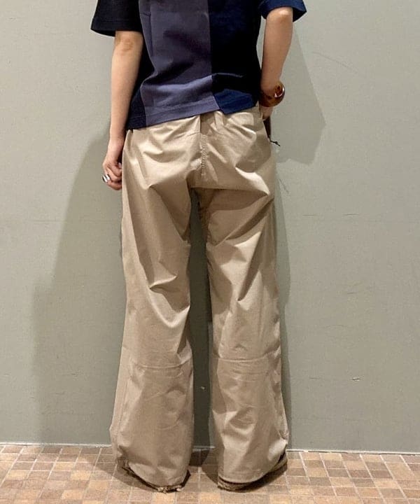 小原 もこさんの「BEAMS WOMEN｜折り畳み バケット ハット」を使ったコーディネート