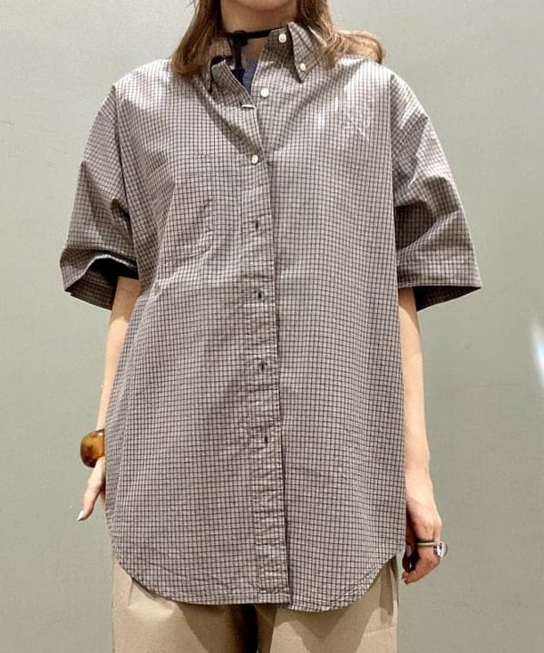 小原 もこさんの「BEAMS WOMEN｜折り畳み バケット ハット」を使ったコーディネート