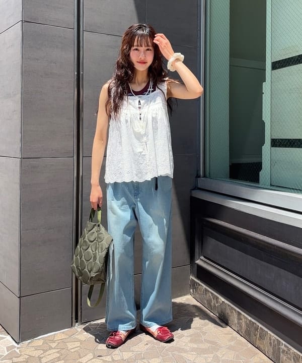 み　う　ちさんの「BEAMS WOMEN｜カットワーク キャミソール」を使ったコーディネート