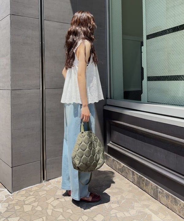 み　う　ちさんの「BEAMS WOMEN｜カットワーク キャミソール」を使ったコーディネート