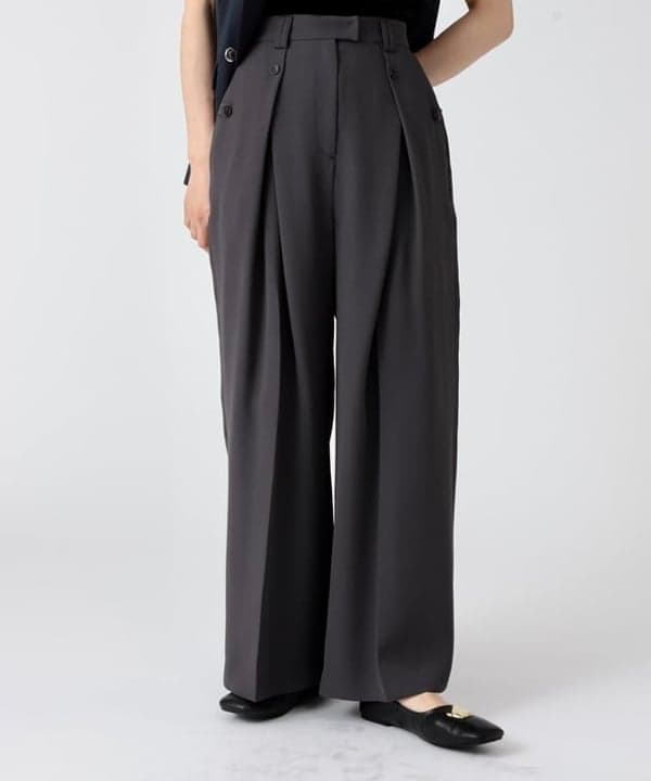 kigoさんの「BEAMS WOMEN｜RBS / バック オープン ジレ」を使ったコーディネート