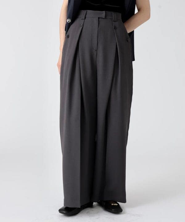 kigoさんの「BEAMS WOMEN｜RBS / バック オープン ジレ」を使ったコーディネート