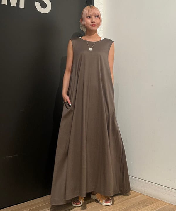 佐藤 亜美さんの「BEAMS WOMEN｜」を使ったコーディネート